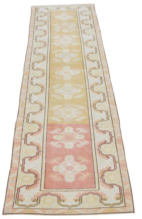 Vintage Turkish Oushak