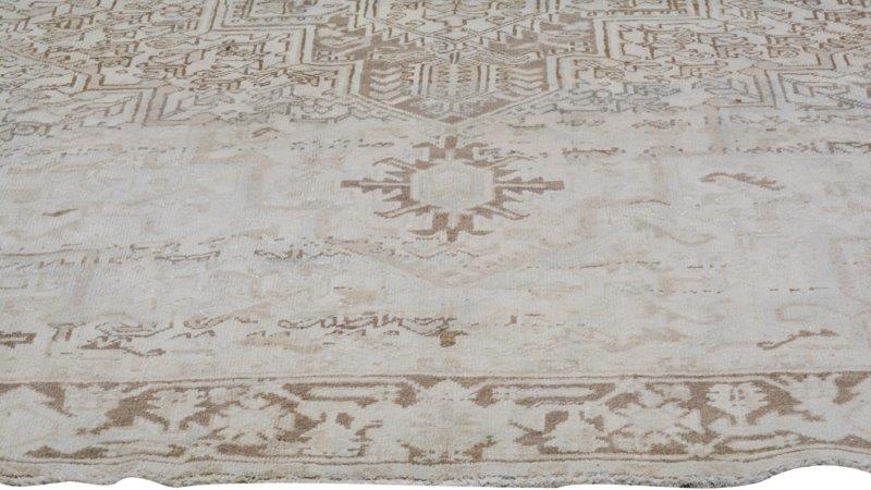 Vintage Persian Heriz