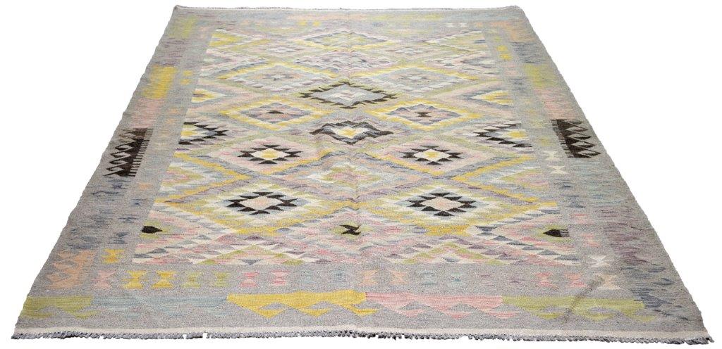 Afghan Maimana Kilim