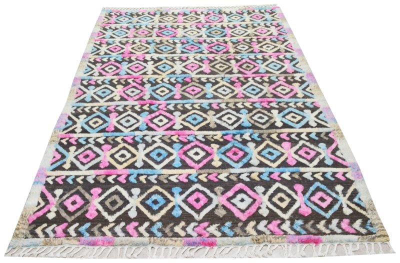 Vintage Tribal Tulu