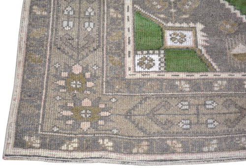 Vintage Turkish Oushak
