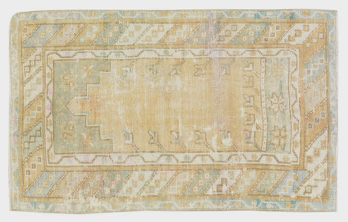 Vintage Turkish Oushak
