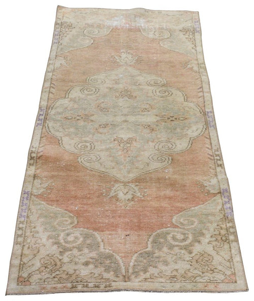 Vintage Turkish Oushak