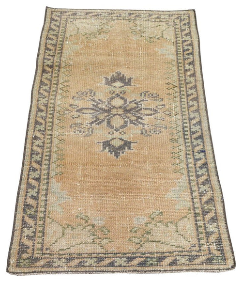 Vintage Turkish Oushak